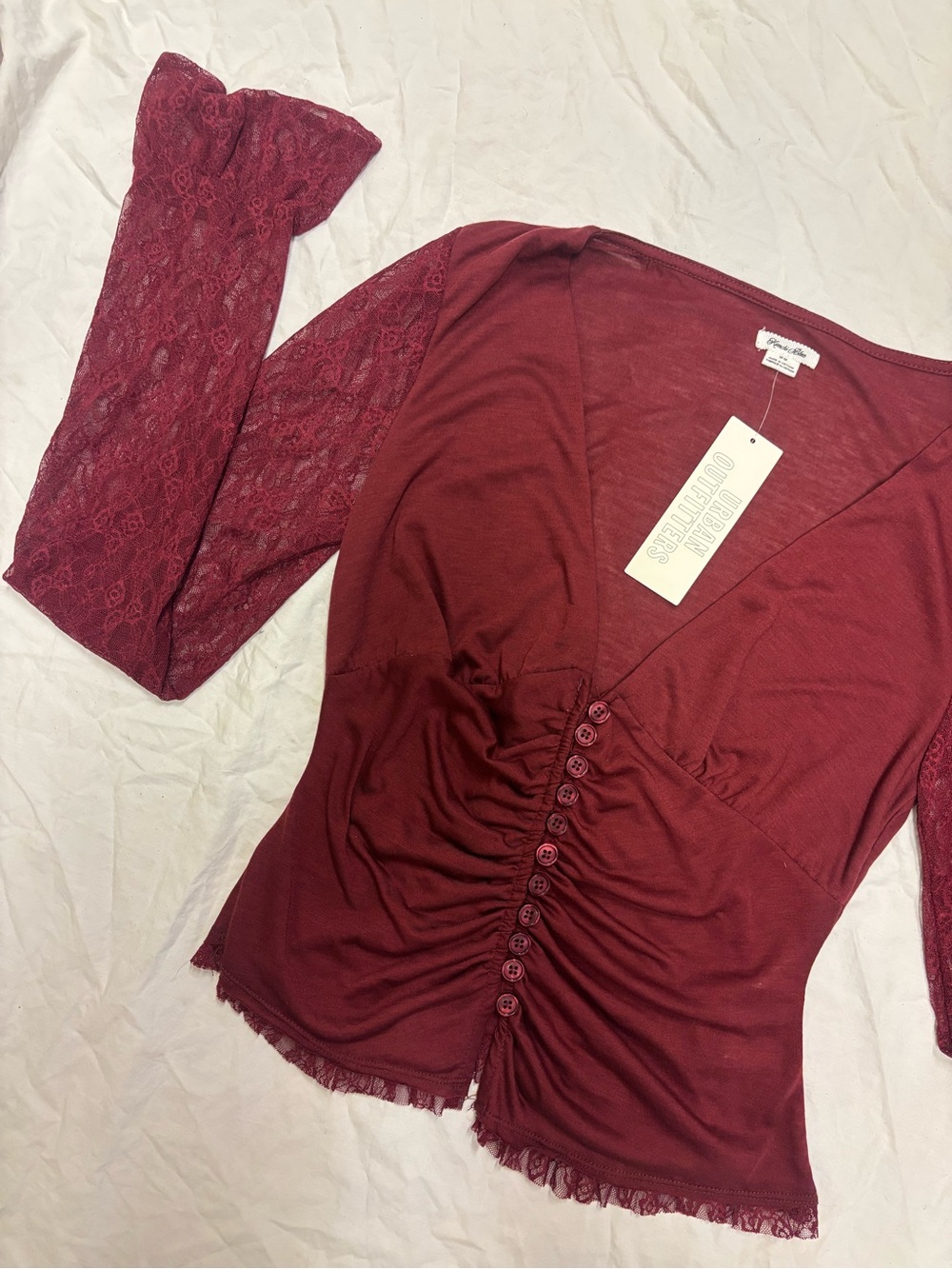 Kimchi Blue Burgundy Lace-Sleeve Ruched Button V-Neck Top | Medium